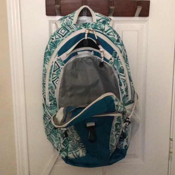 Backpack - Picture 2 of 6